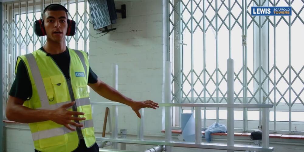 forming the frame spider lewis