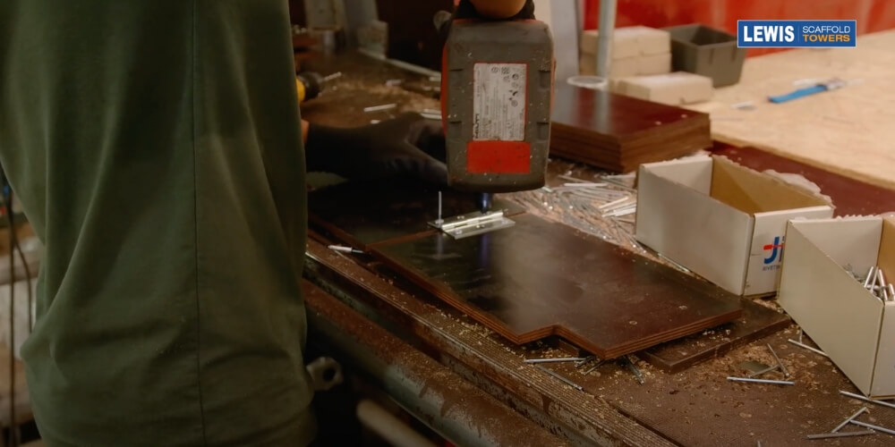 riveting toe-board hinges