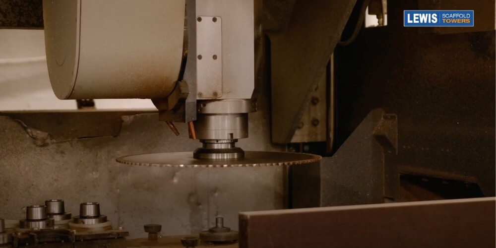 turret picking up blade 2